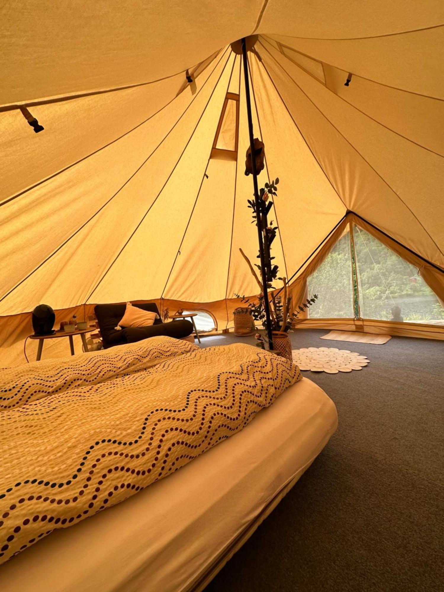Glamping On Idyllic Lake, Paddle Boards & Rowboat Porsgrunn Exterior photo